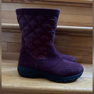 Lands' End Women's Boots Size 8 D Burgundy Suede Quilted Calf With Fleece Lining